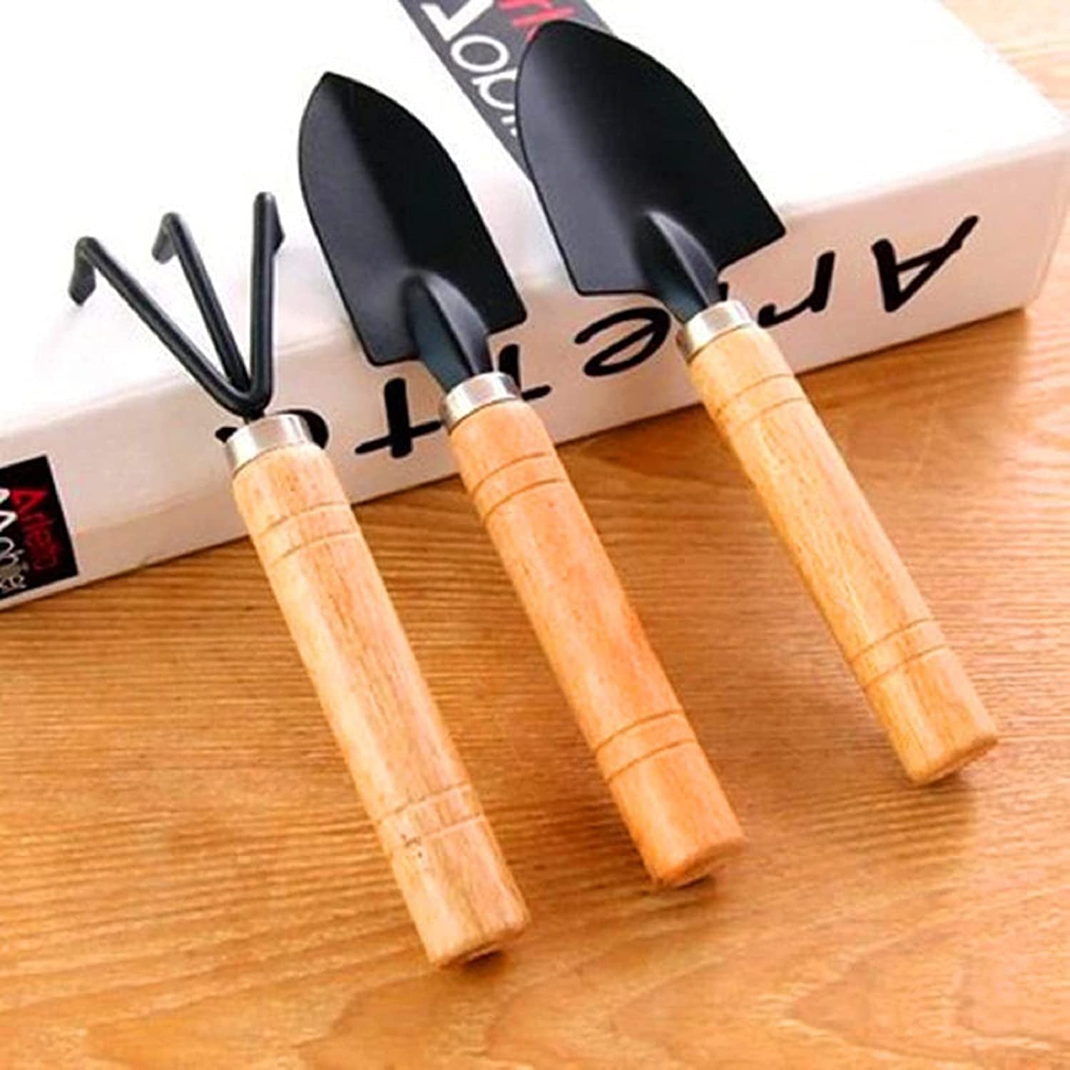 0541 Small sized Hand Cultivator, Small Trowel, Garden Fork (Set of 3) 0541 Small sized Hand Cultivator, Small Trowel, Garden Fork (Set of 3)